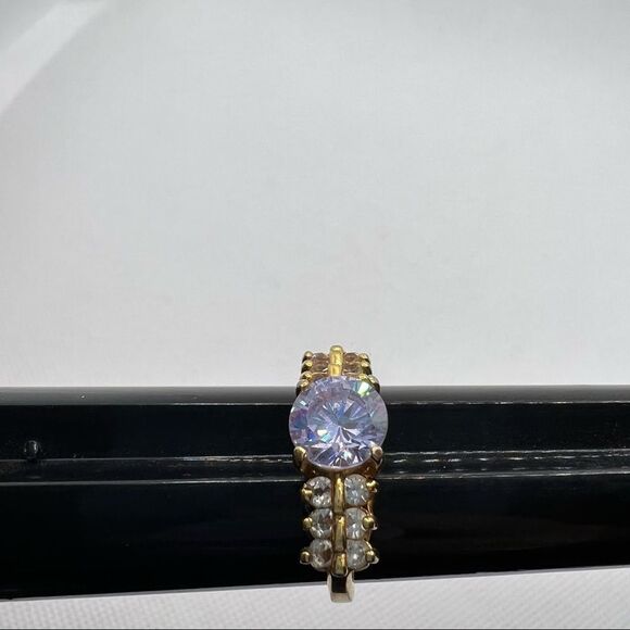 Vintage purple round jewel DAC ring on gold tone band with rhinestones - 9.75 - Picture 8 of 8